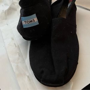 TOMS | Black | Size 9